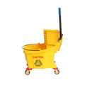 SEAU DE NETTOYAGE AVEC ESSOREUR 24L